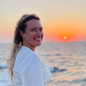 Meet your Posher, Sara